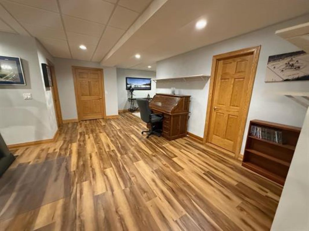 7310 Lone Cedar Trail Property Photo 28