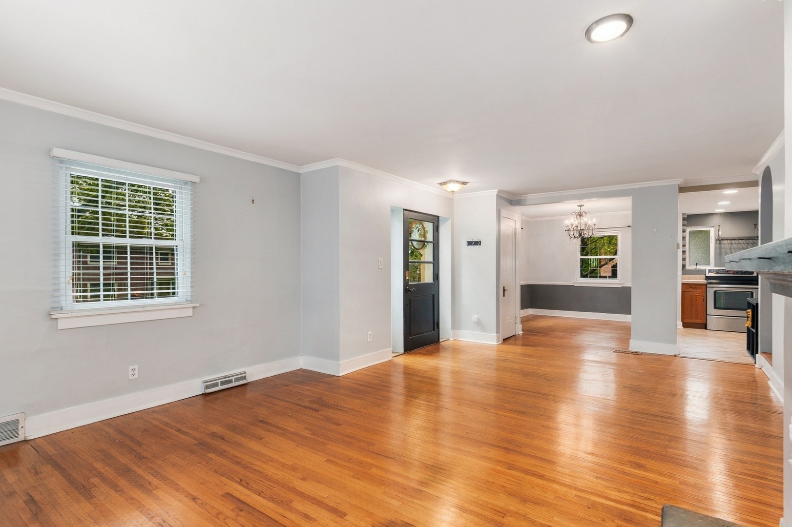 45 S Julian Street Property Photo 6