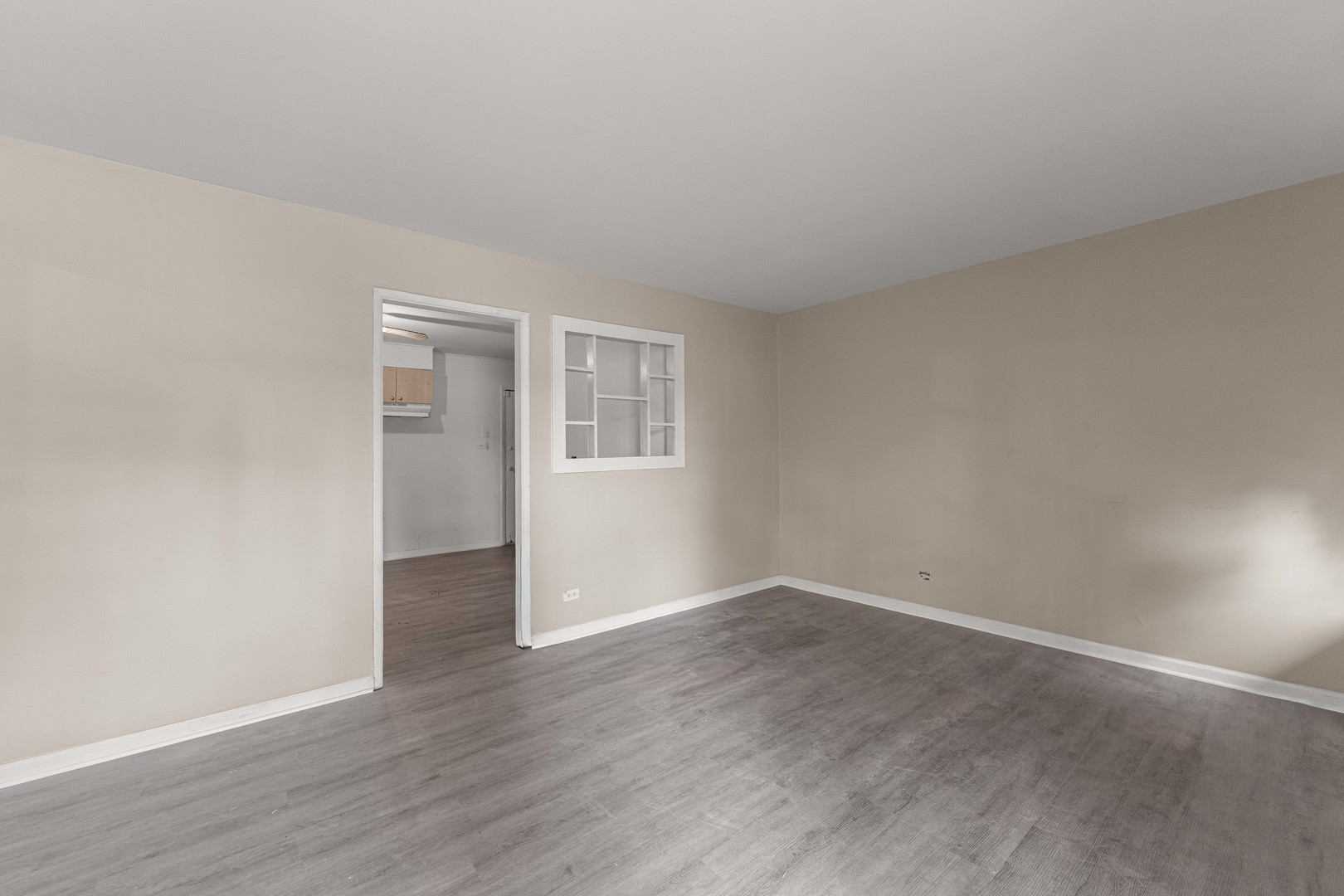 172 W 158th Street Property Photo 4