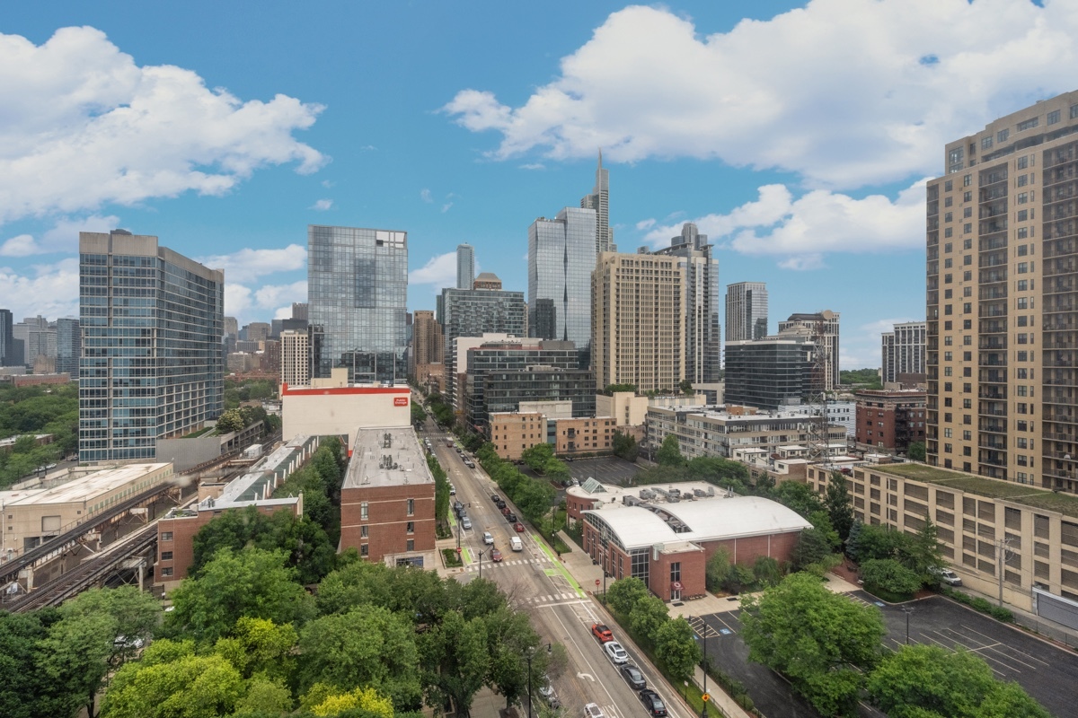 1516 S Wabash Avenue 1102 Property Photo 24