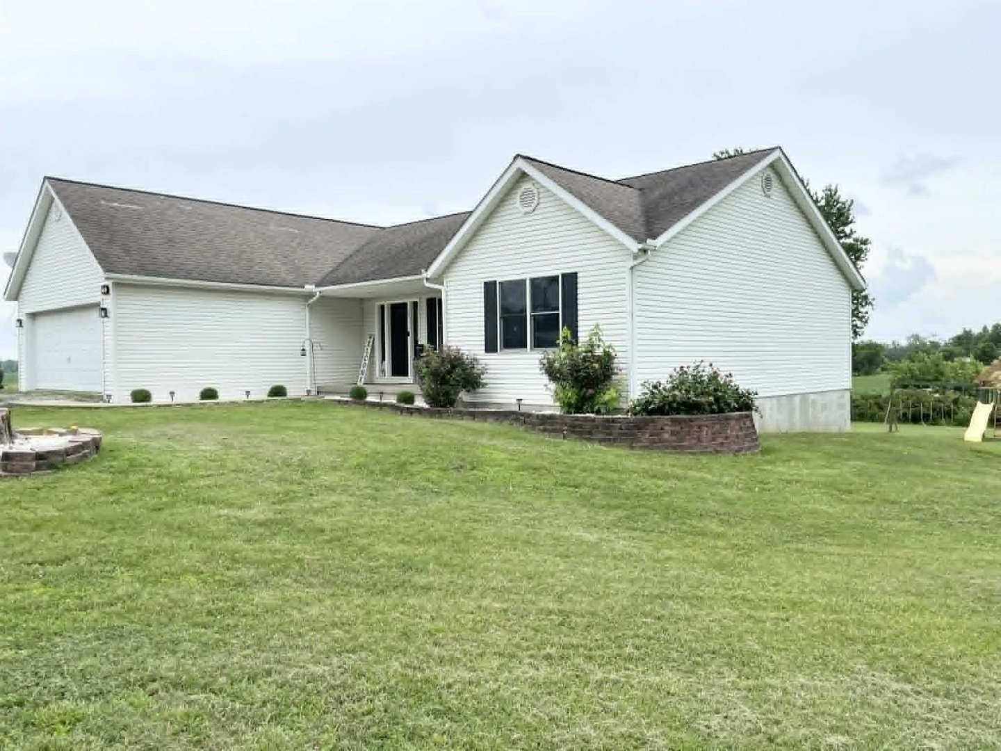 19 Gregg Lane Property Photo 3