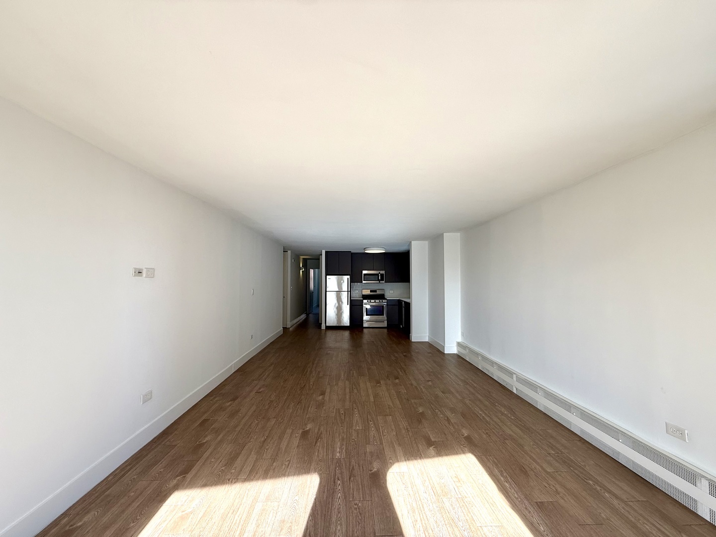 420 W Belmont Avenue 8e Property Photo 7