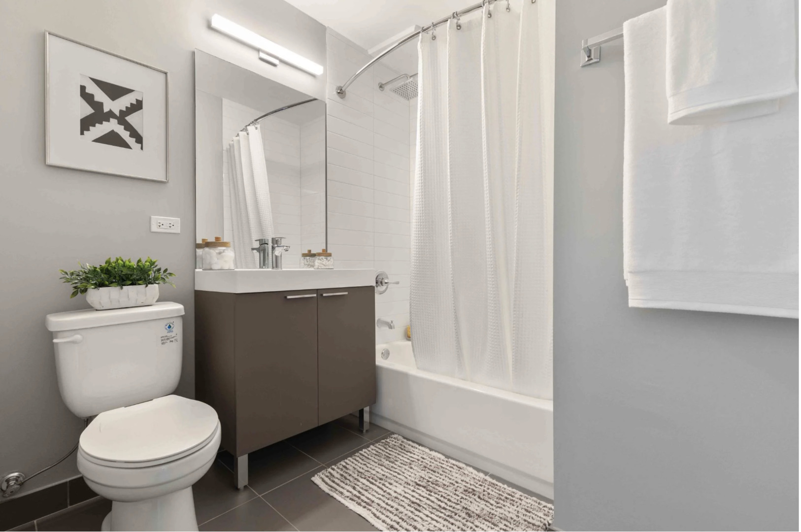 420 W Belmont Avenue 4b Property Photo 7