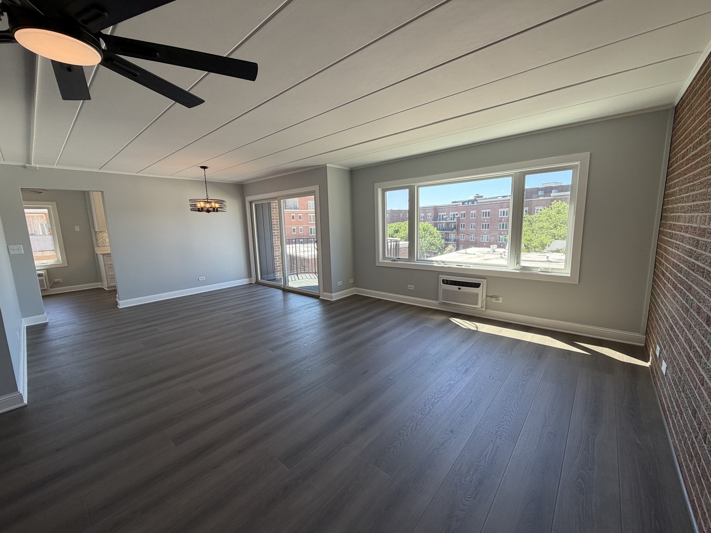 659 Des Plaines Avenue 5d Property Photo 4