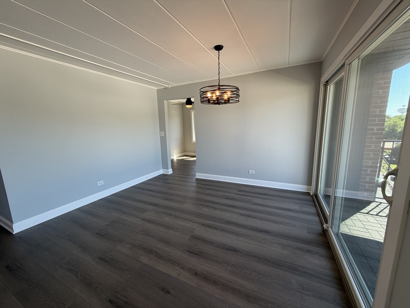 659 Des Plaines Avenue 5d Property Photo 7