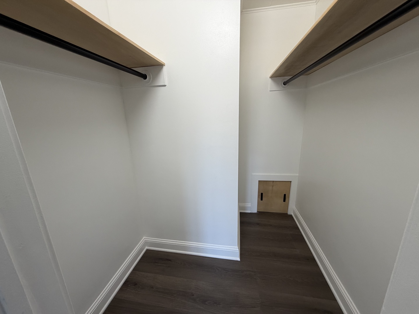 659 Des Plaines Avenue 5d Property Photo 16