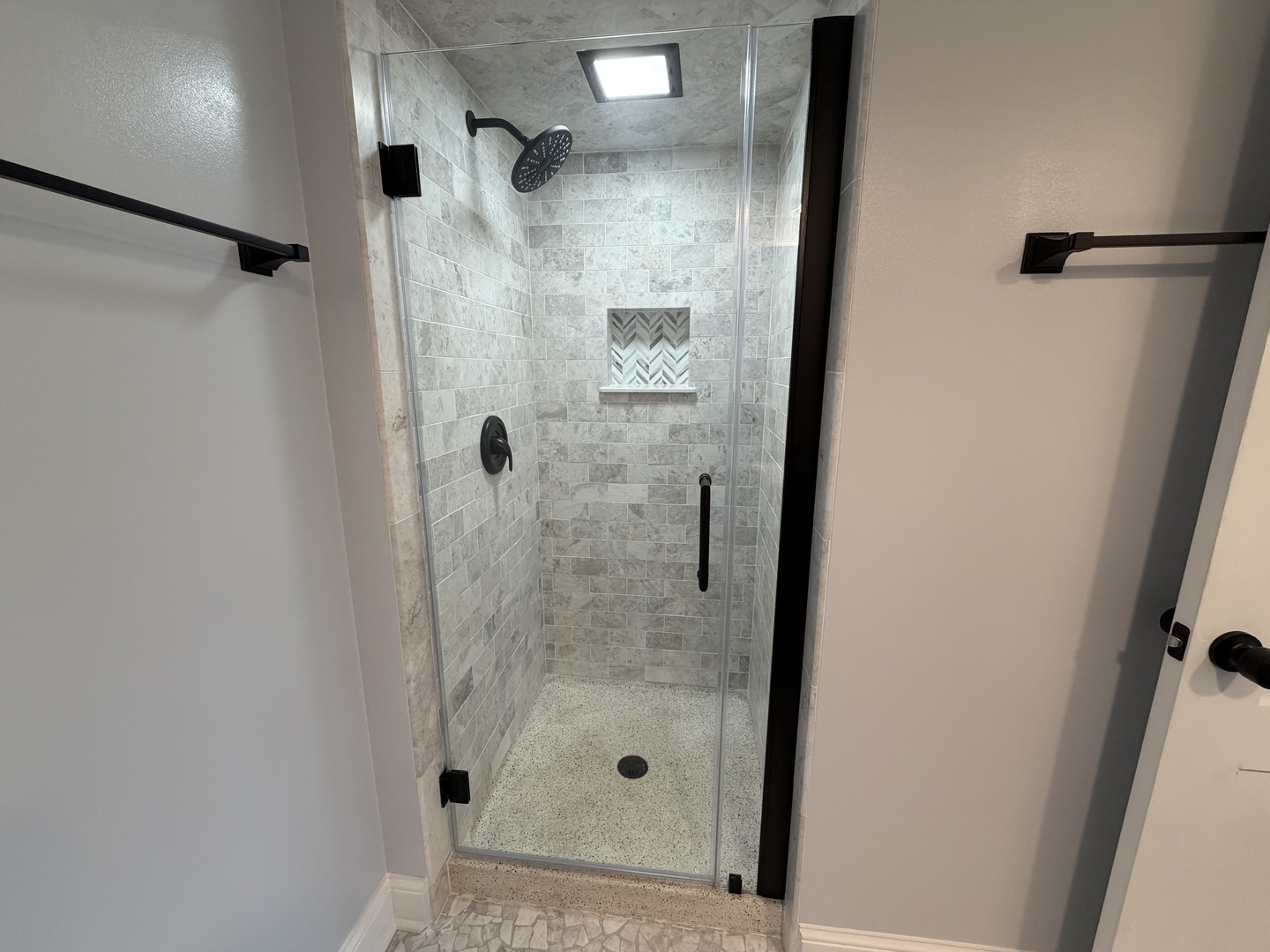 659 Des Plaines Avenue 5d Property Photo 19