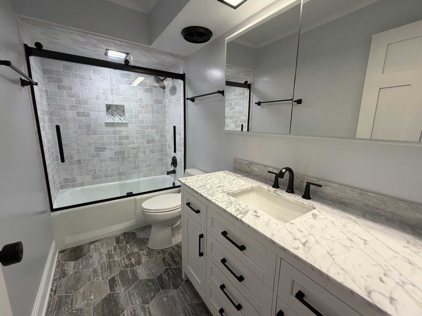 659 Des Plaines Avenue 5d Property Photo 22