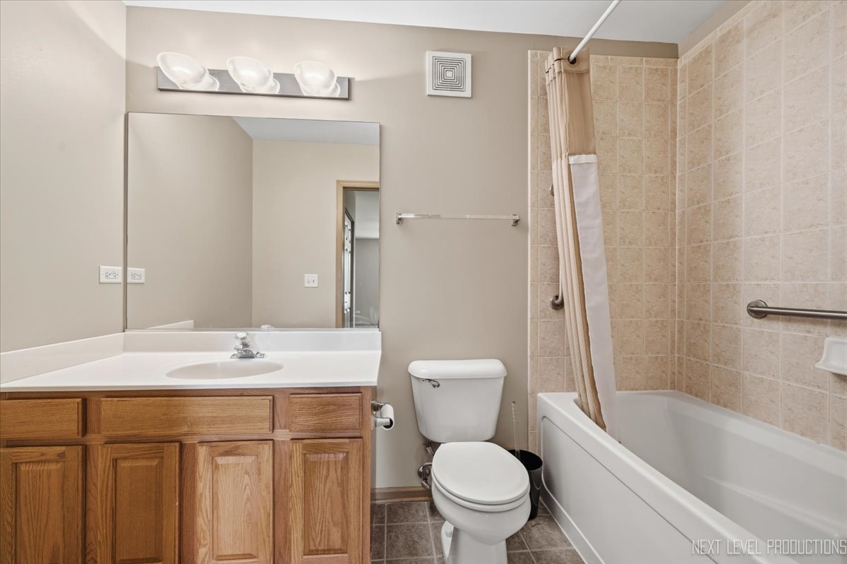 2471 Stoughton Circle 2471 Property Photo 17