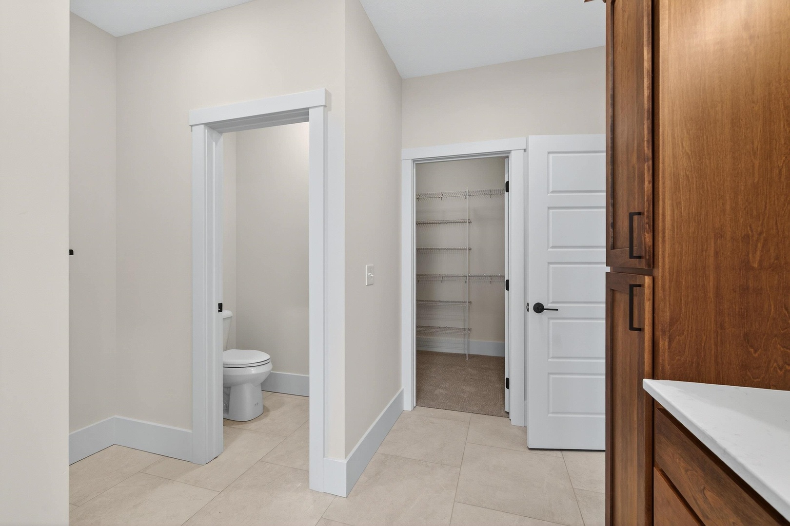 7091 Spring Creek Drive Property Photo 23