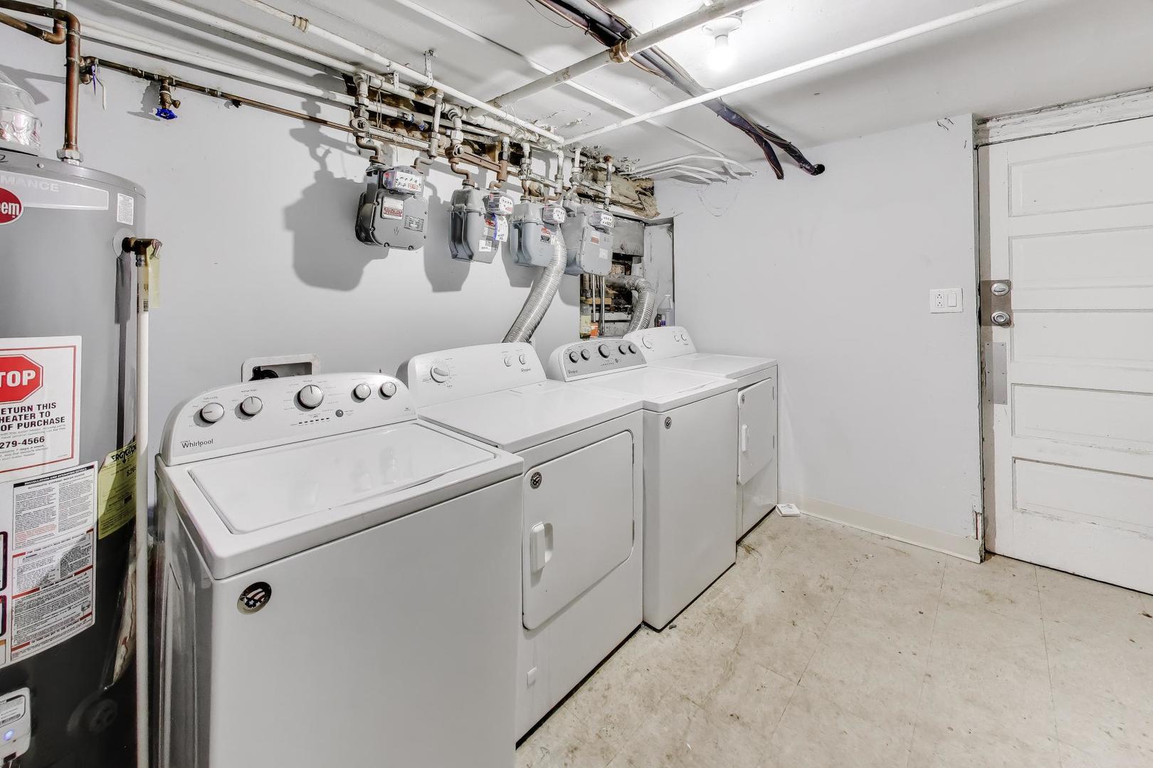 1431 N Springfield Avenue Property Photo 14