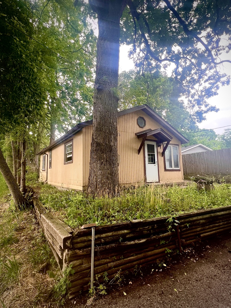 80 Cathryn Street Property Photo 1