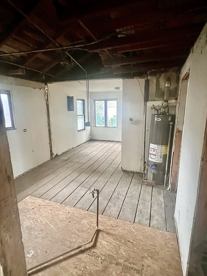 80 Cathryn Street Property Photo 5