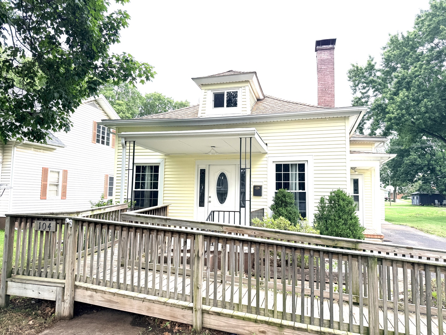 104 Gilbert Street Property Photo 2