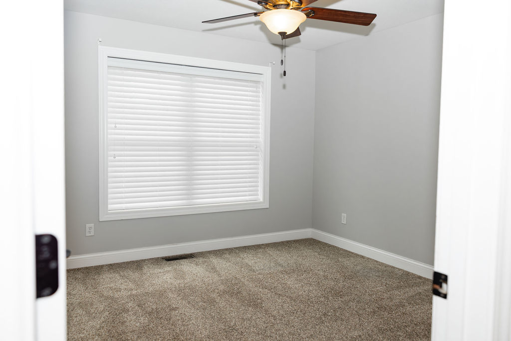2303 Slade Lane Property Photo 27