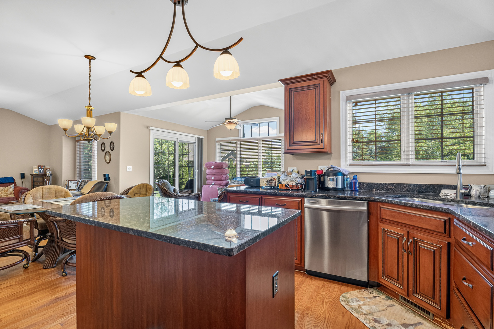 8967 Holland Harbor Circle Property Photo 3