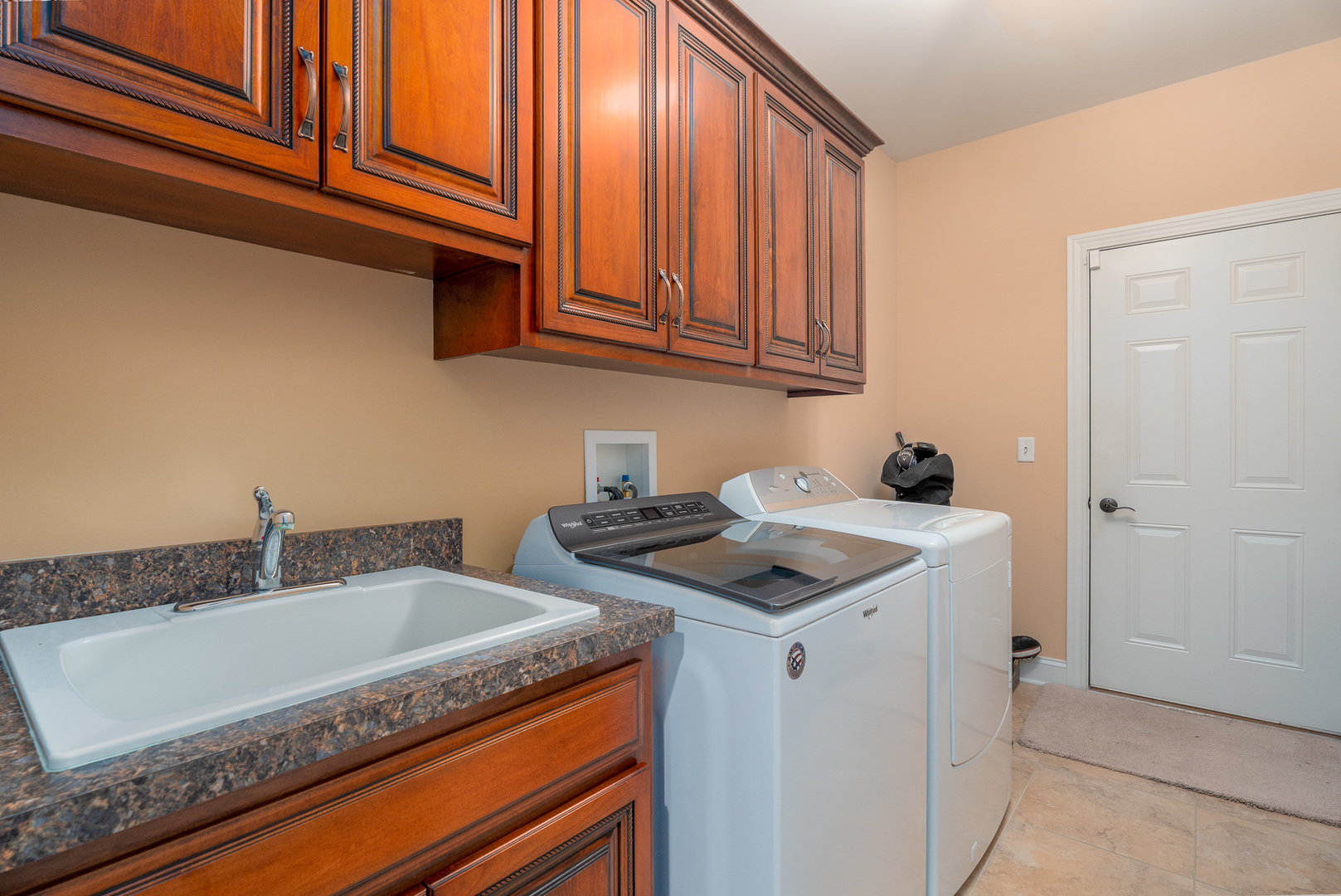 8967 Holland Harbor Circle Property Photo 31