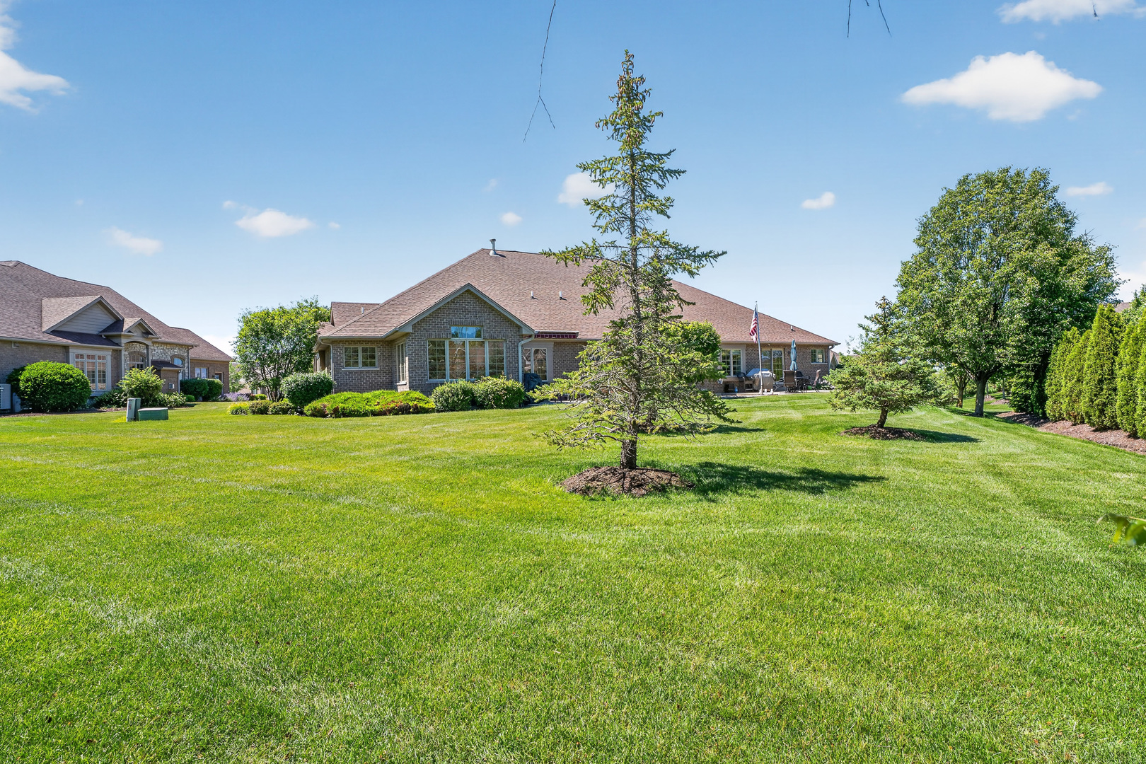 8967 Holland Harbor Circle Property Photo 37