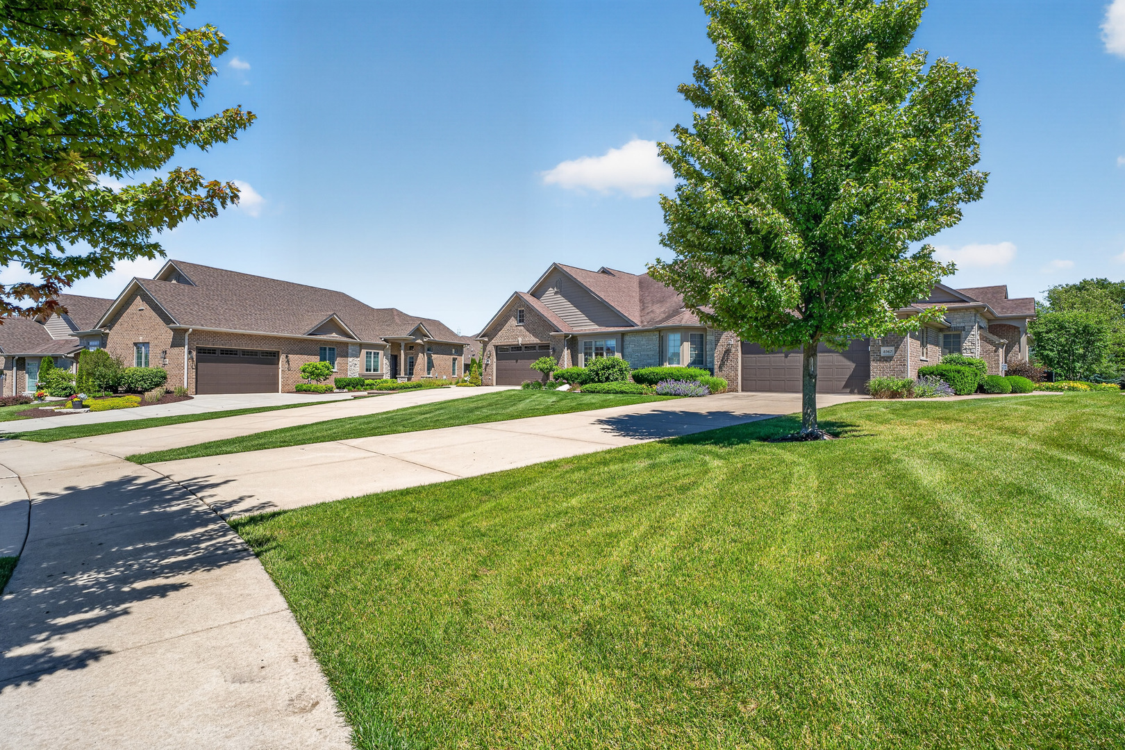 8967 Holland Harbor Circle Property Photo 43