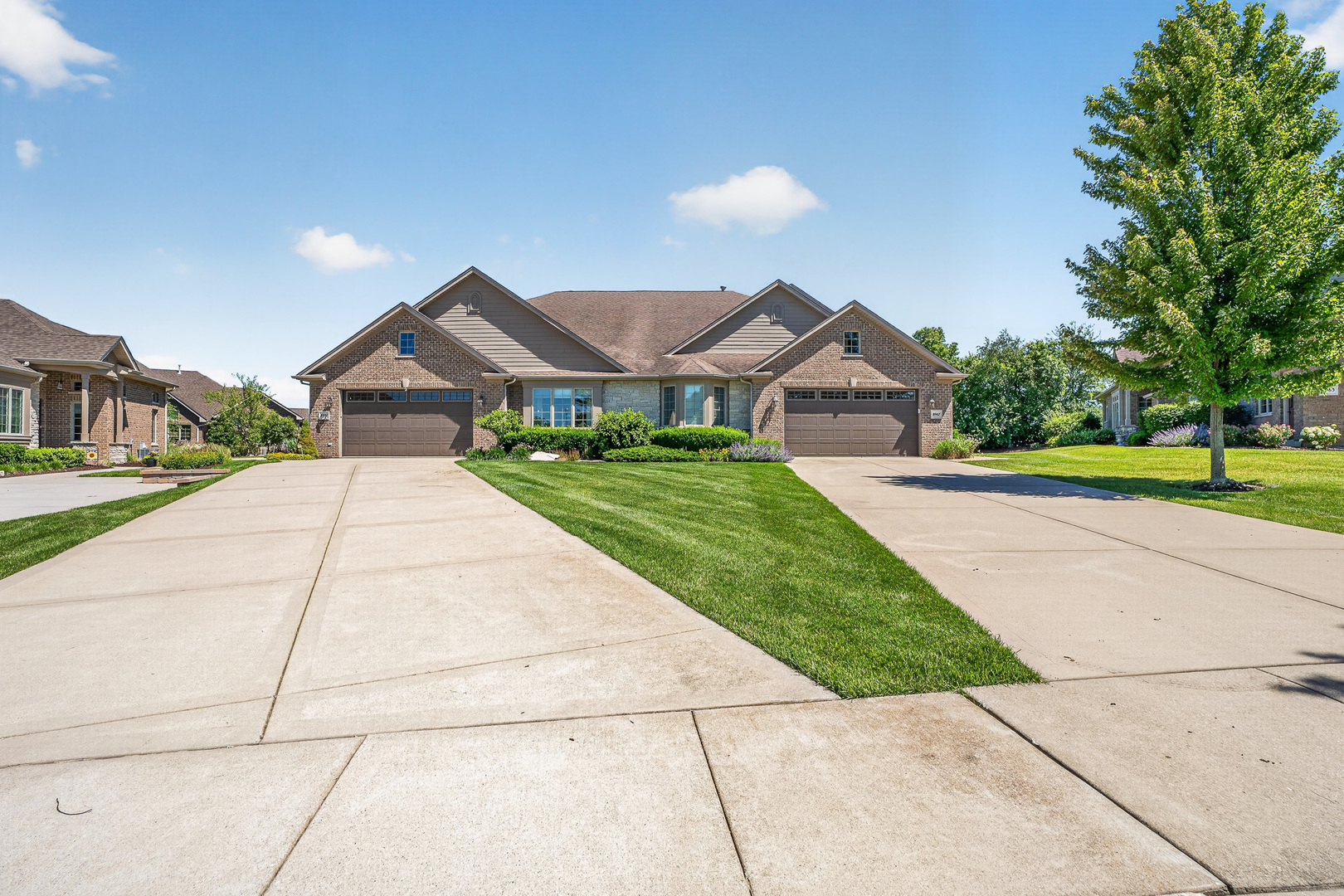 8967 Holland Harbor Circle Property Photo 46