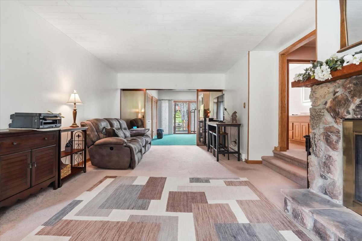 39576 N Petite Pass Property Photo 8