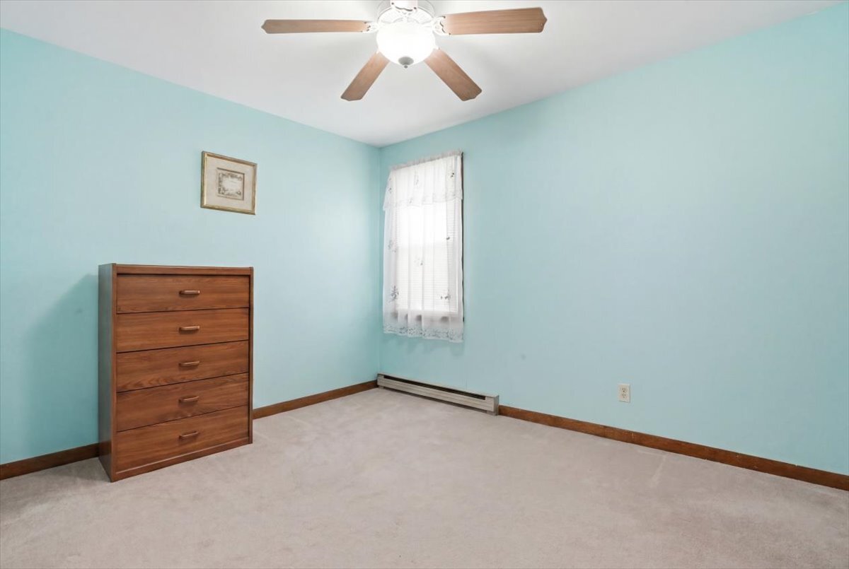 39576 N Petite Pass Property Photo 19