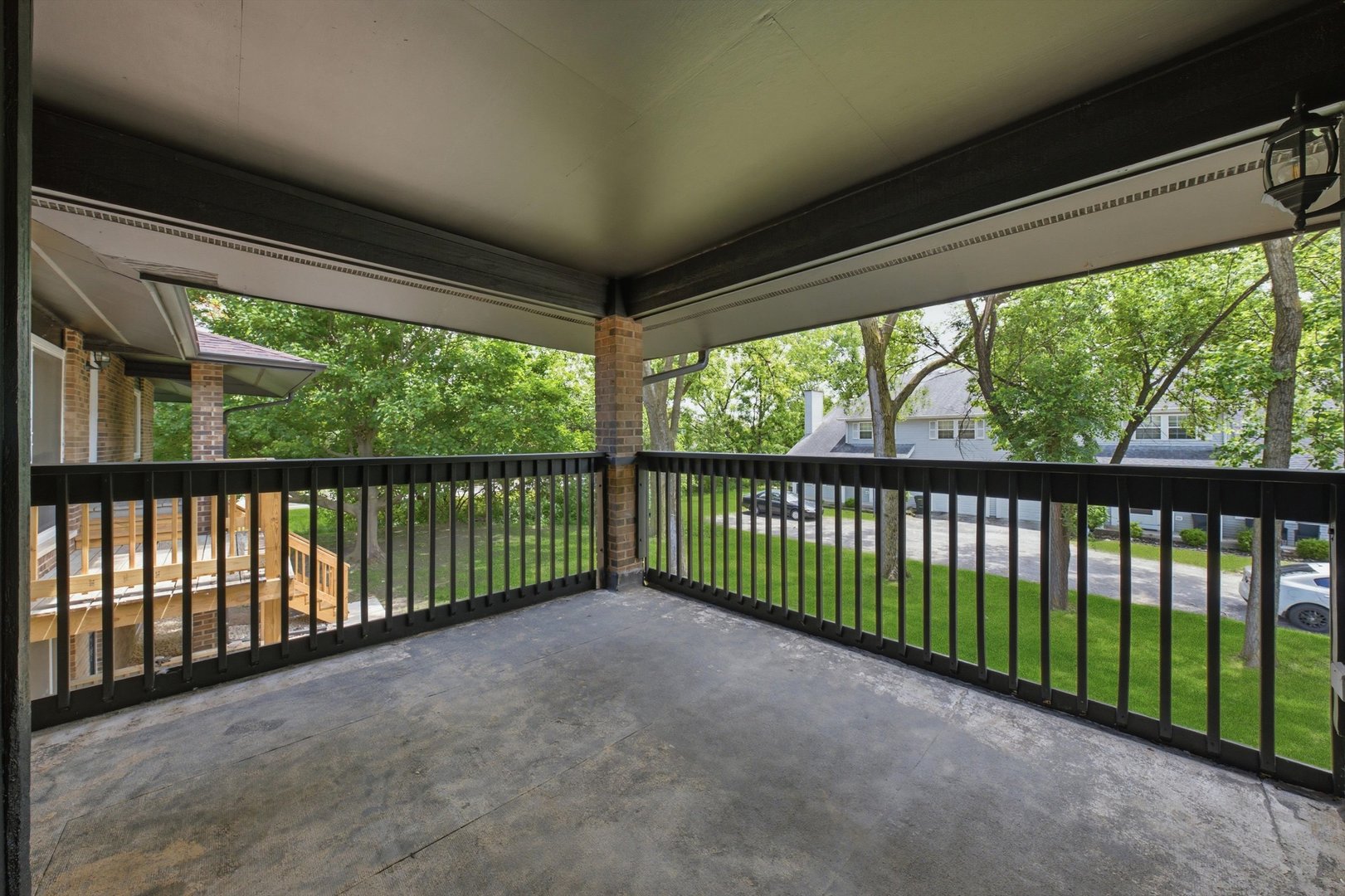 19409 Oakwood Avenue E Property Photo 29