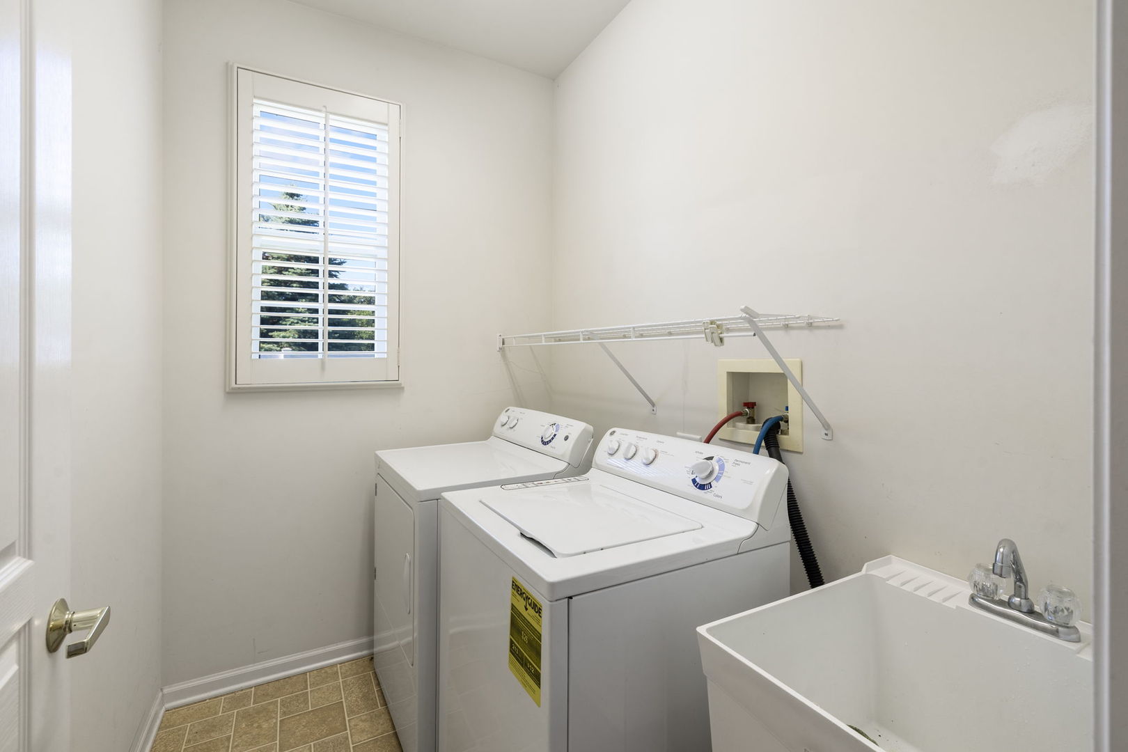 13597 Hemlock Road Property Photo 13