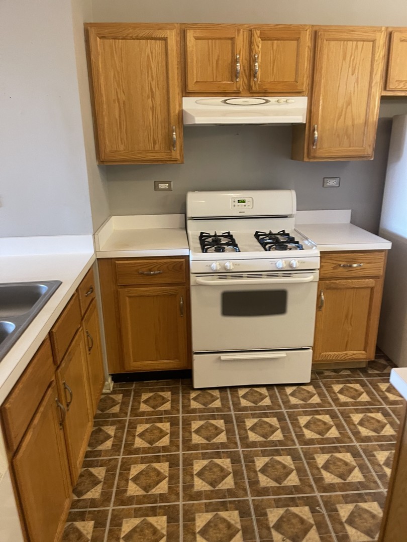 2167 Lake Ridge Drive Property Photo 4
