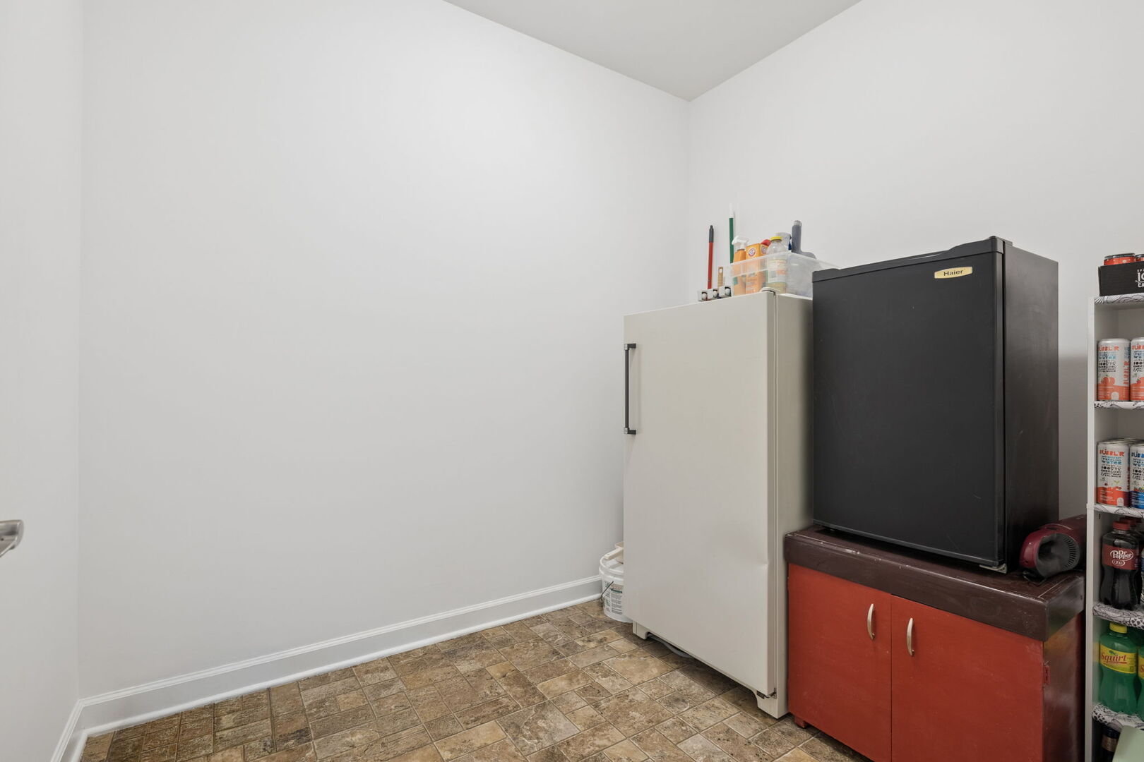 903 Foxview Drive Property Photo 13