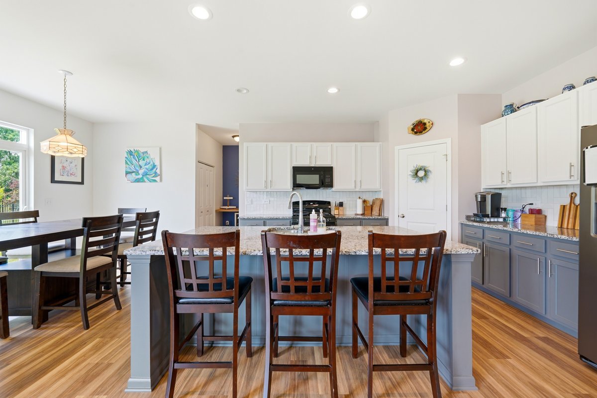21228 Coventry Circle Property Photo 14