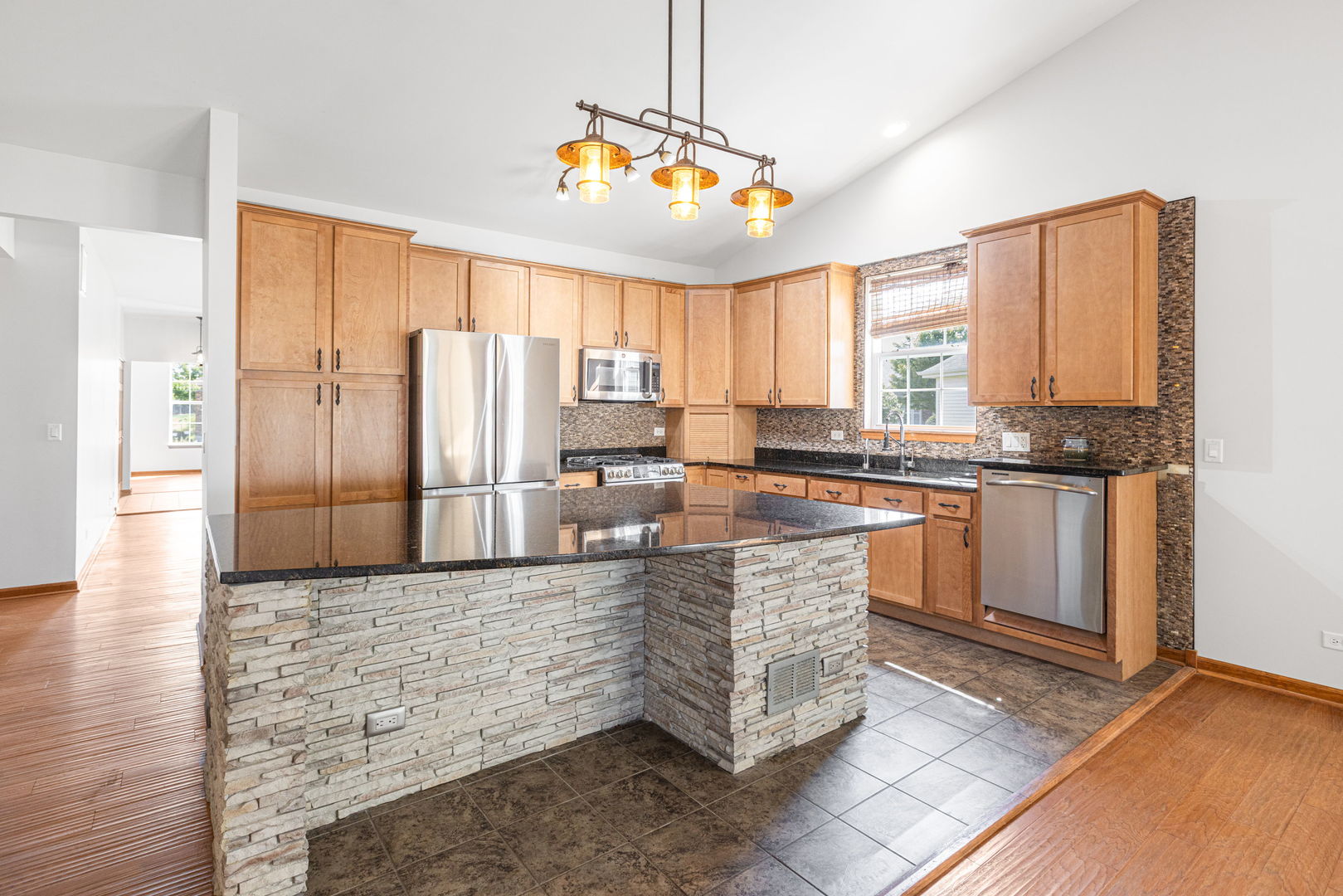 900 Scottsdale Drive Property Photo 16