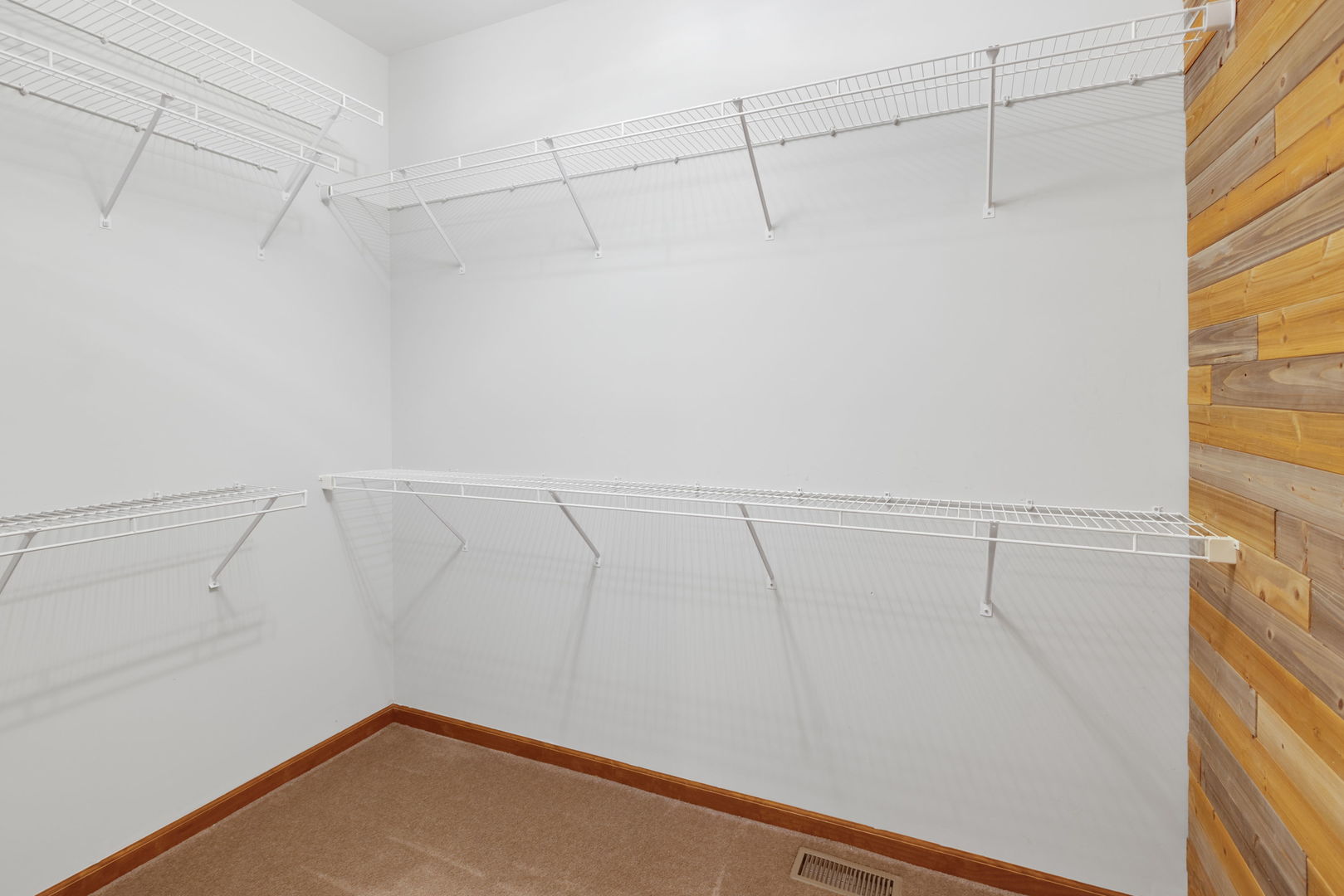 900 Scottsdale Drive Property Photo 22