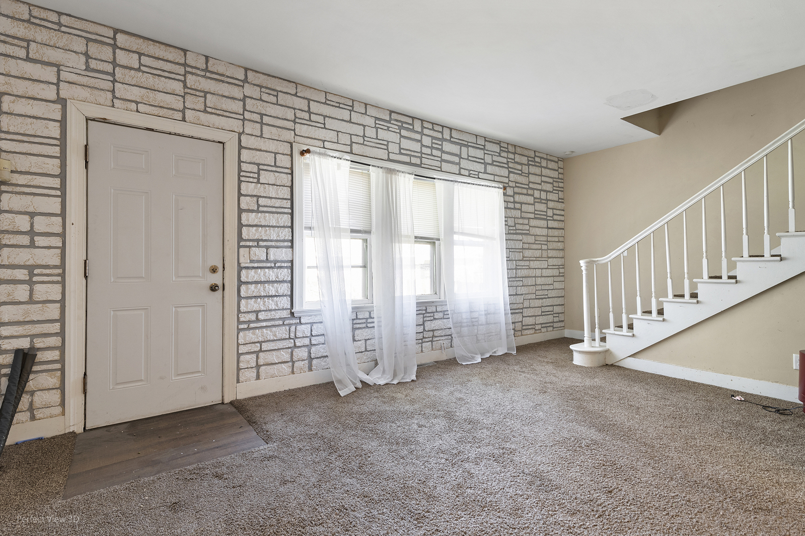 4916 Northcote Avenue Property Photo 13