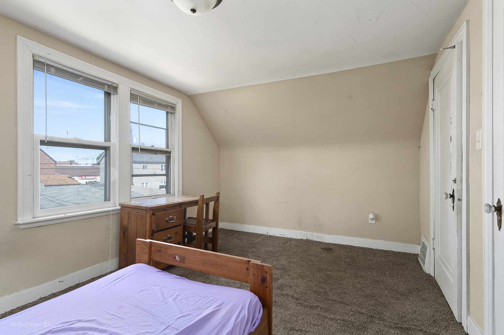 4916 Northcote Avenue Property Photo 17