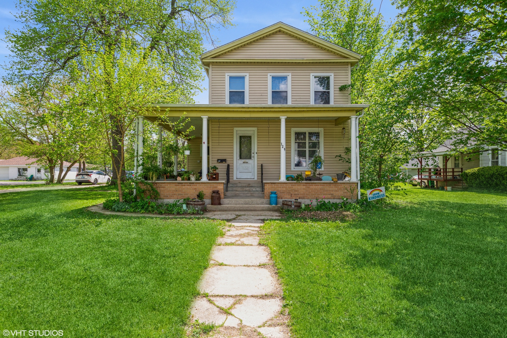 329 E Grant Highway Property Photo 1