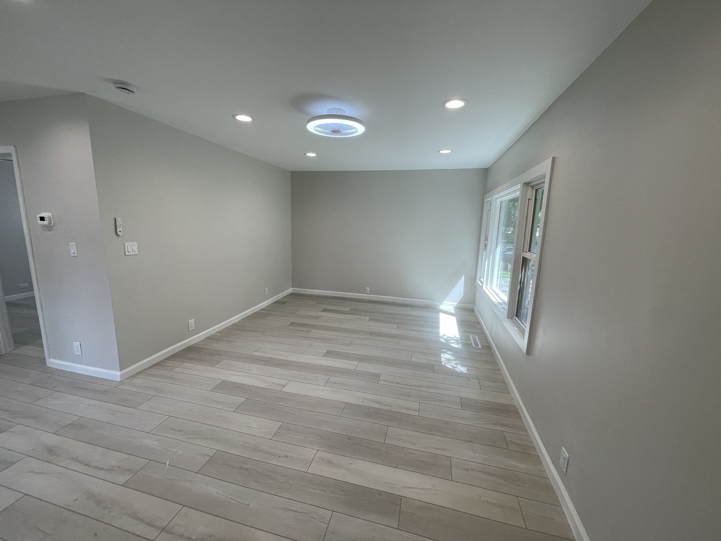 418 Midway Drive Property Photo 8