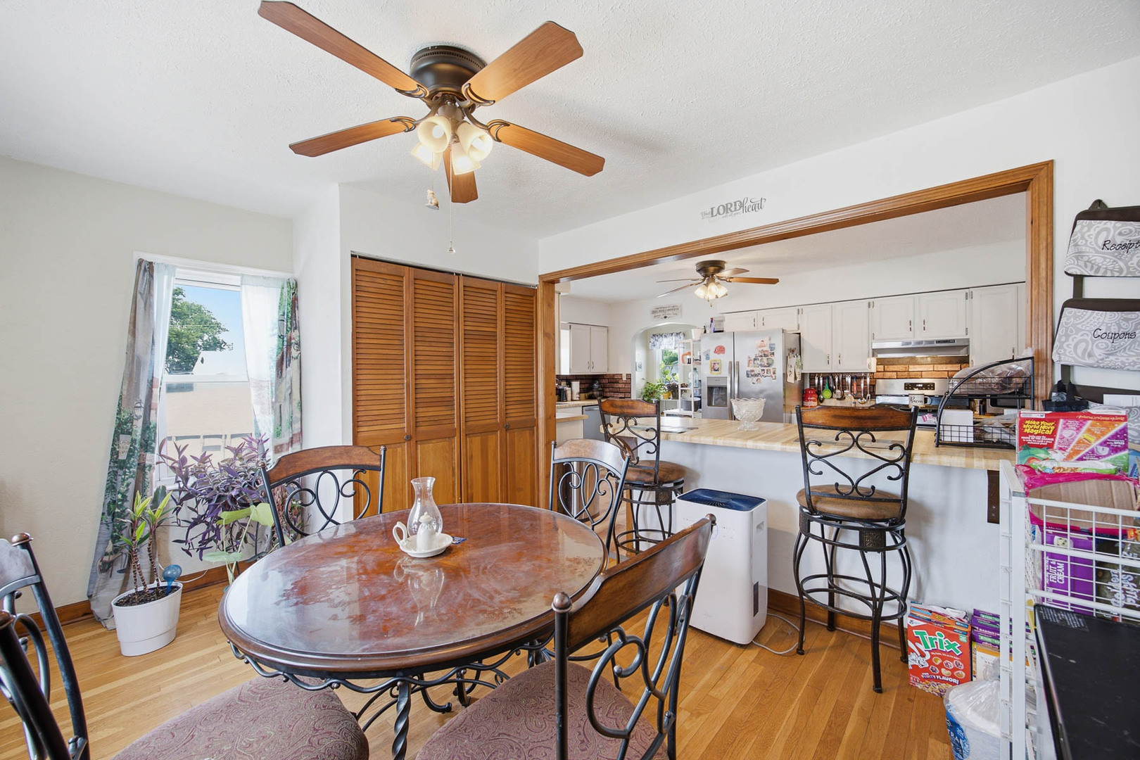209 S Broadway Property Photo 14