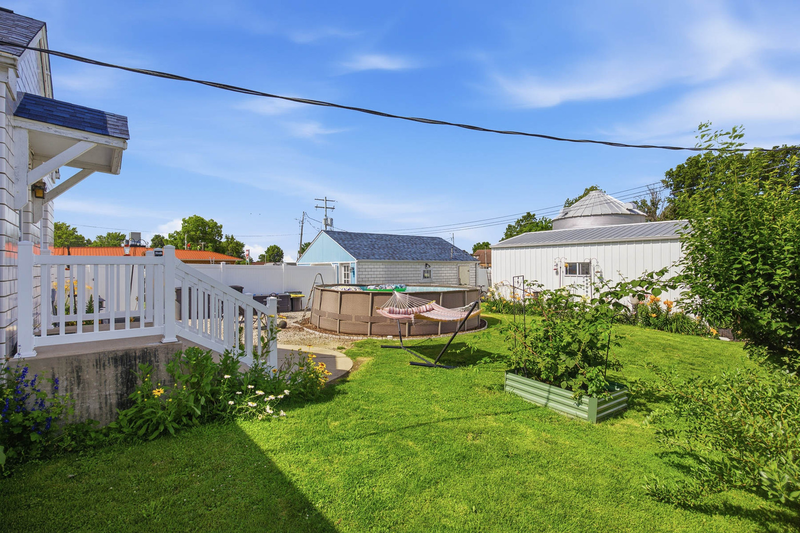 209 S Broadway Property Photo 40