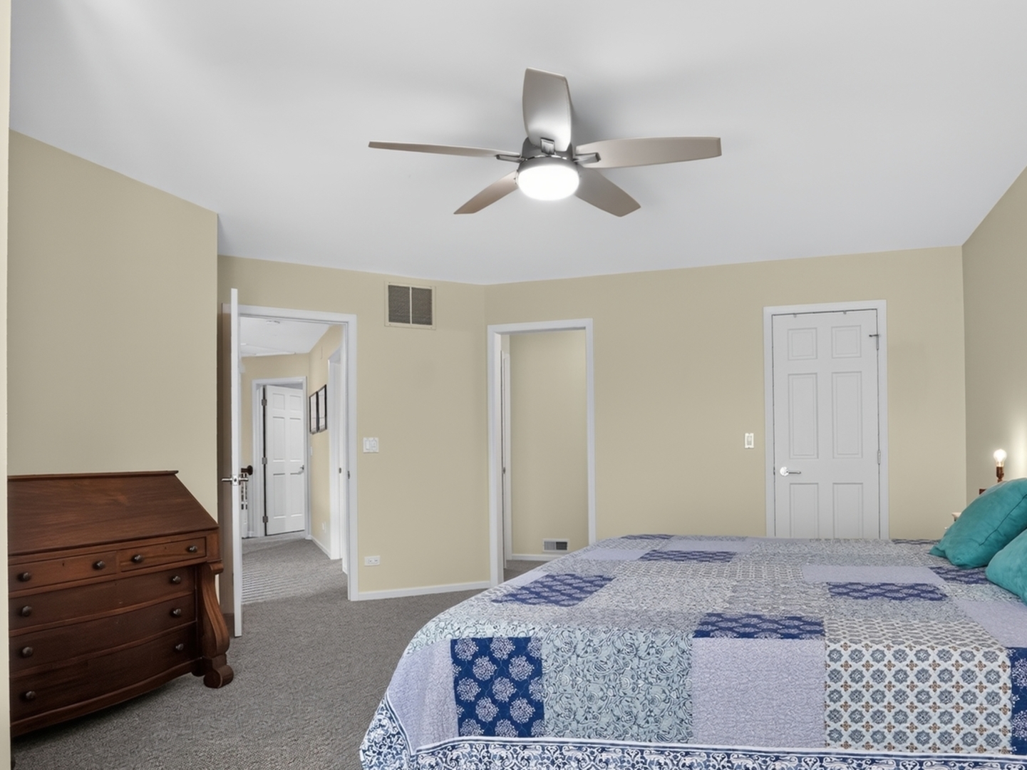 21896 W Vernon Ridge Drive Property Photo 27