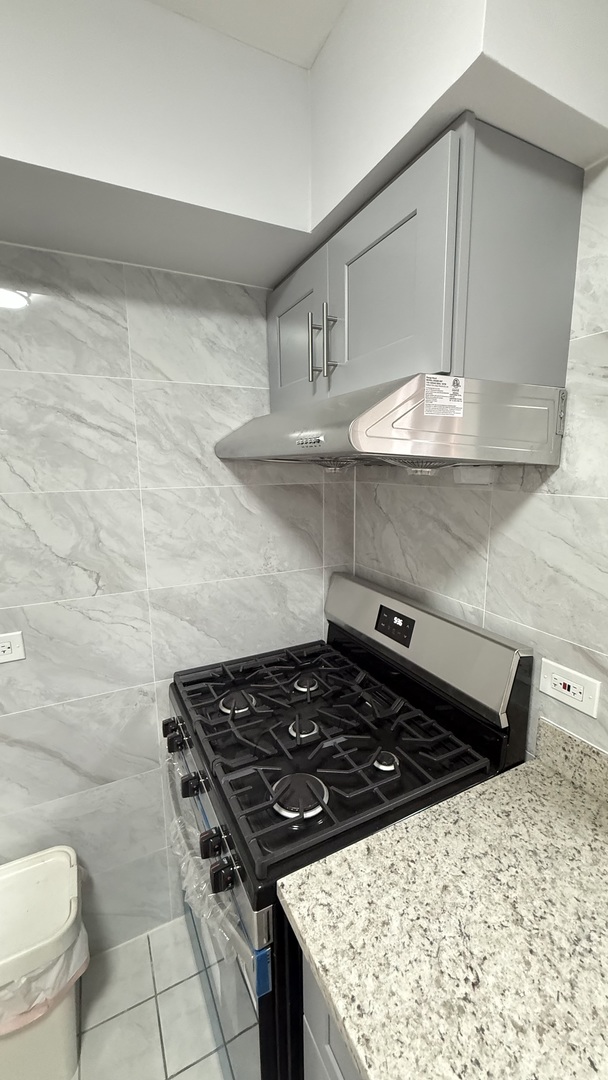341 W 24th Street 3 Property Photo 4