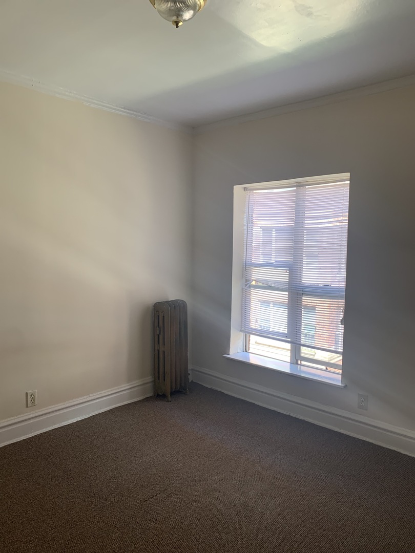 5162 S King Drive 1 Property Photo 4
