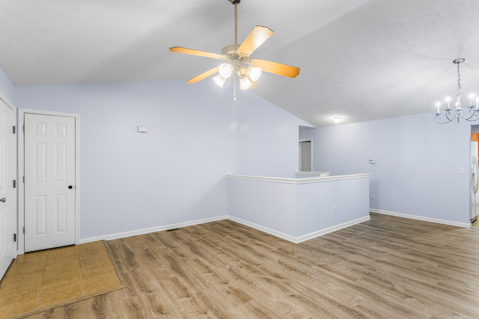 1304 S Abercorn Property Photo 9