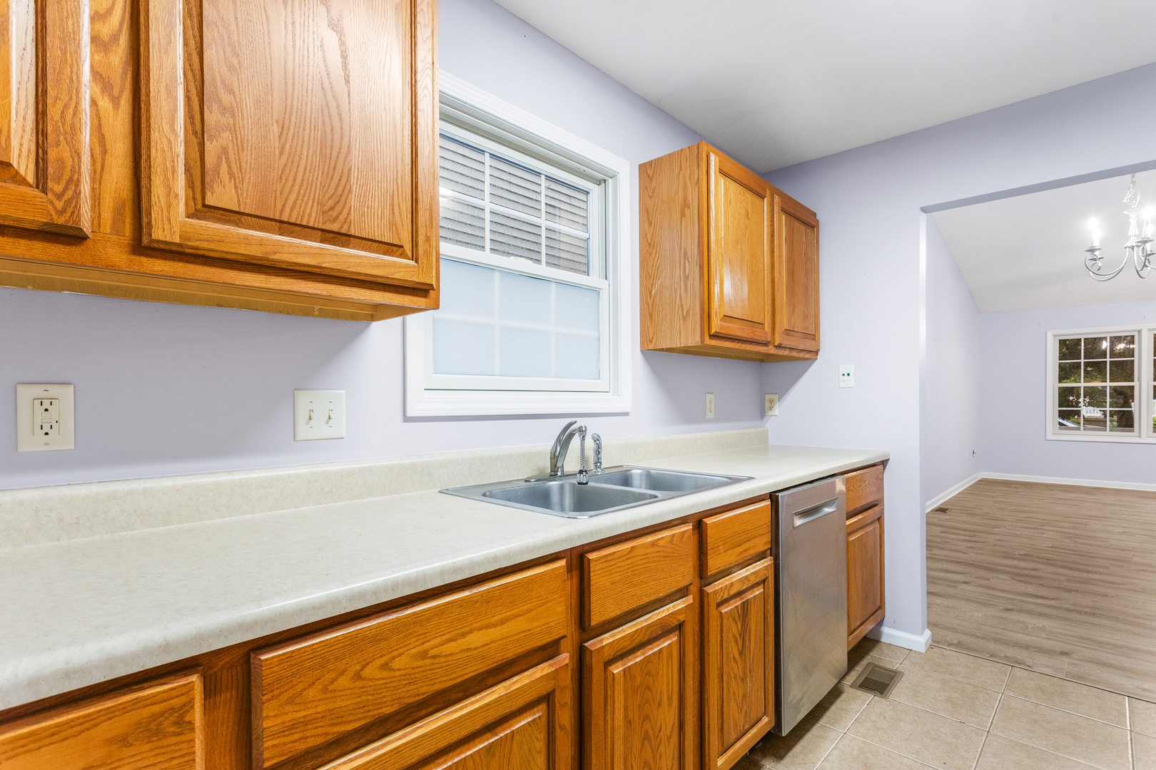 1304 S Abercorn Property Photo 15