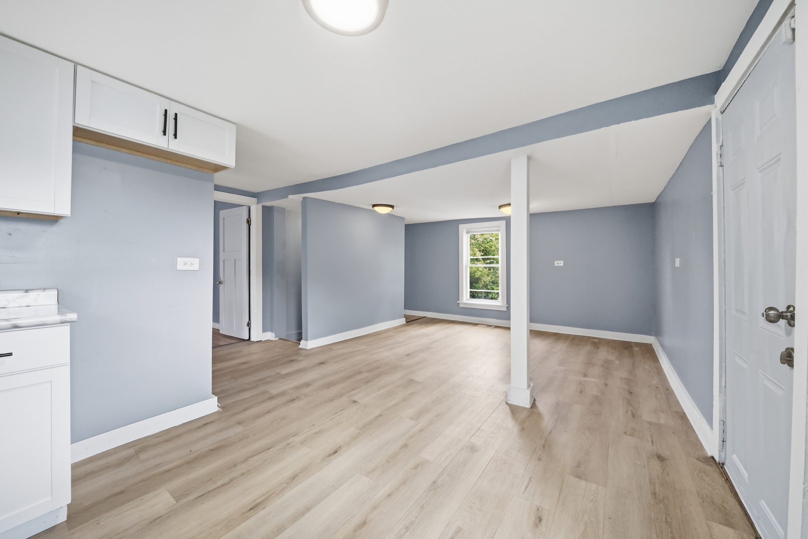 11317 S Carpenter Street Property Photo 9