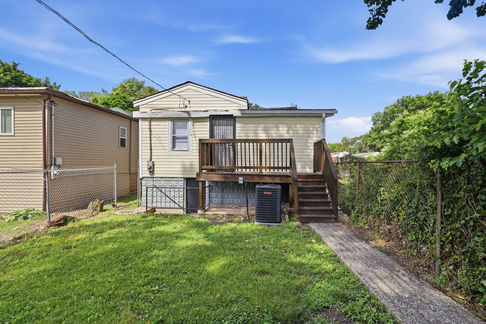 11317 S Carpenter Street Property Photo 18