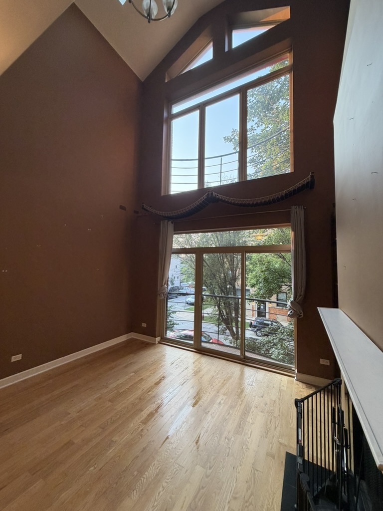 2657 W Thomas Street 2e Property Photo 9
