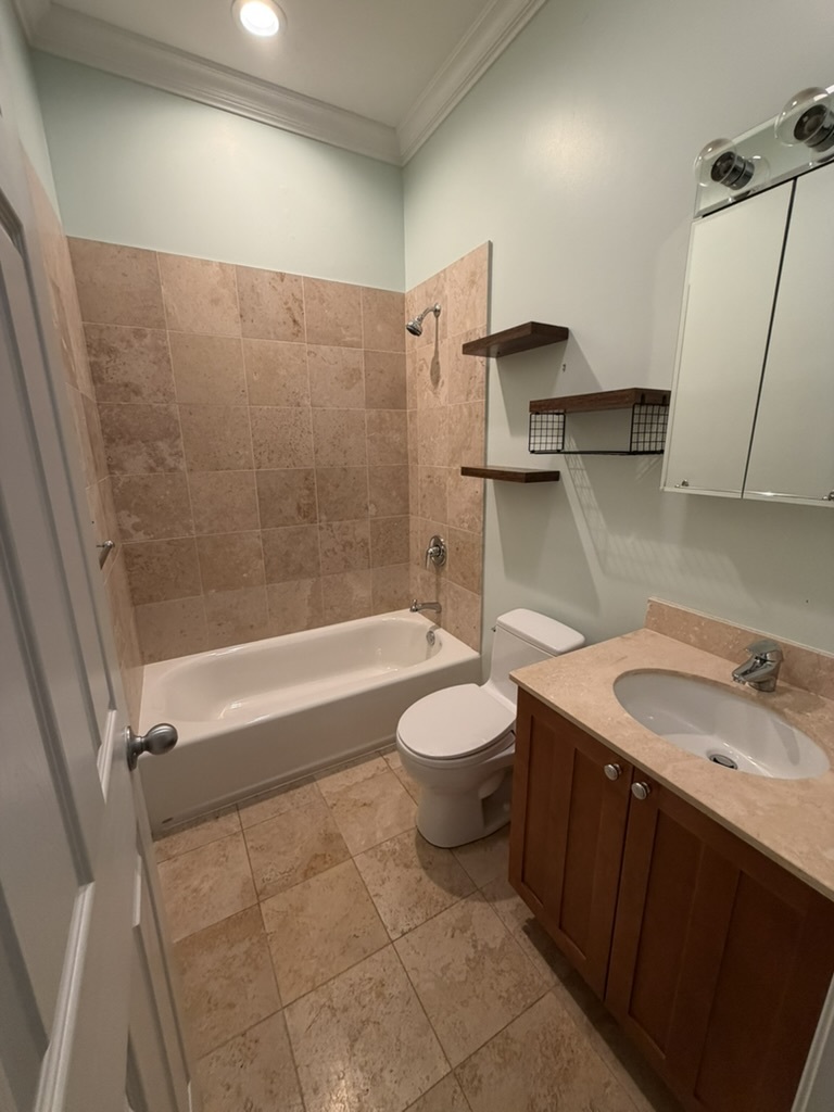 2657 W Thomas Street 2e Property Photo 28