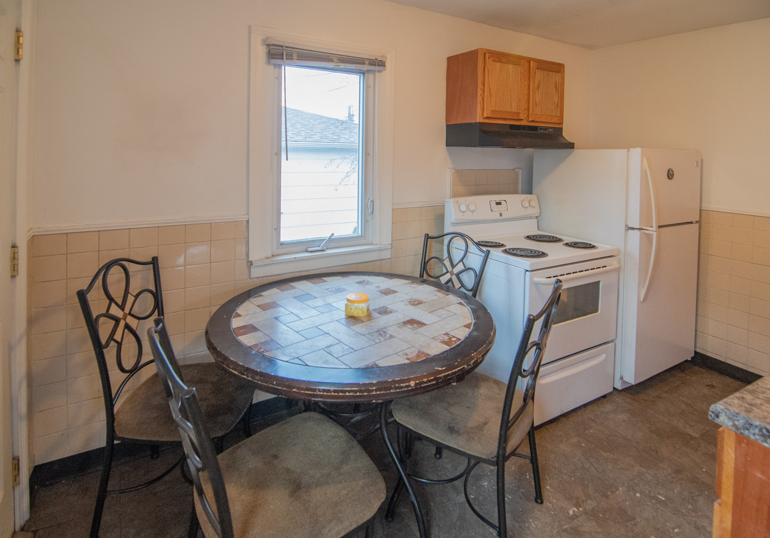 603 Greenbay Avenue Property Photo 13