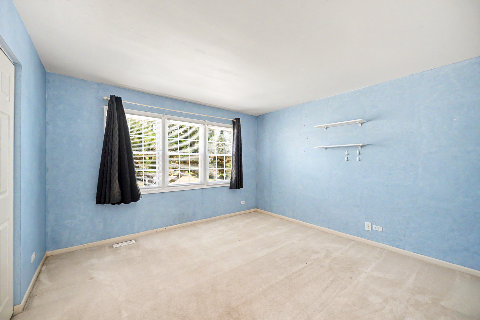 12678007 Property Photo 24